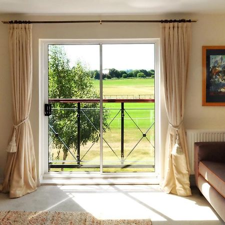47 Wetherby Way, 3 Bedrooms, Sleeps 6, Easy Walk To Town, Parking, Self Catering, Great View Стратфорд на Ейвън Екстериор снимка